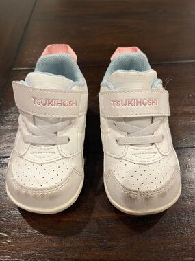 Tsukihoshi Kids White Sneakers with Pink Details